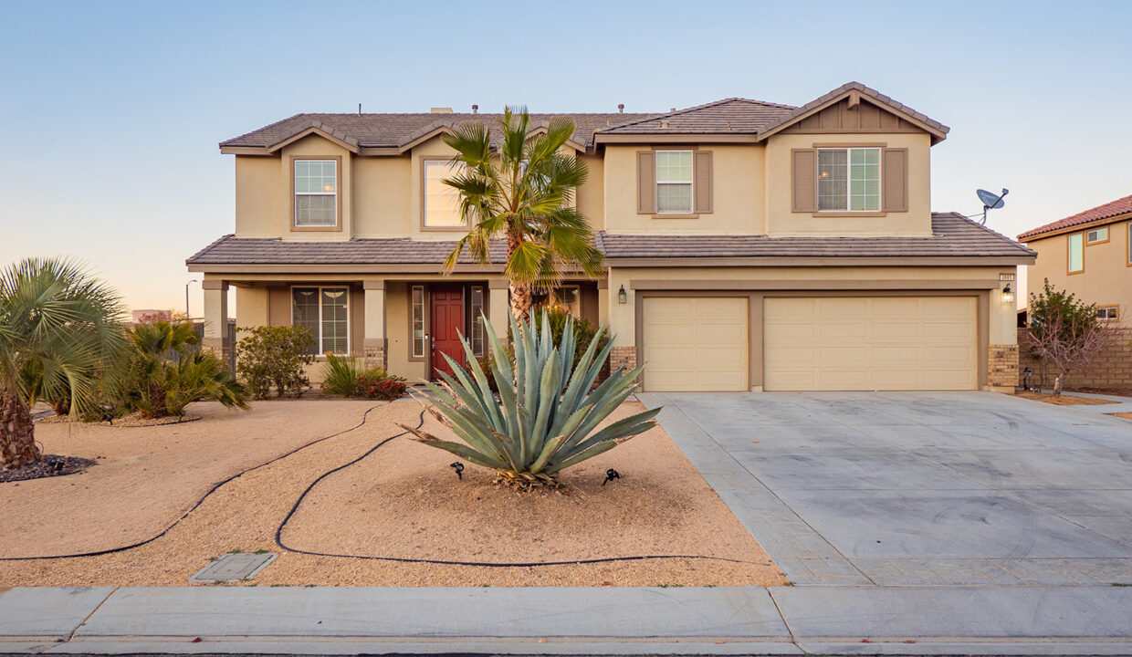 3661 Paddock Way, Lancaster, CA 93536